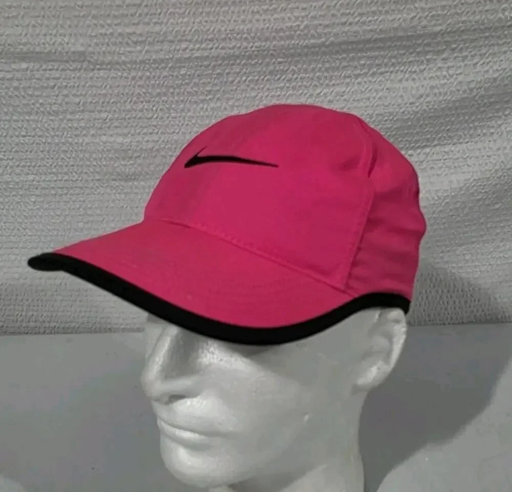 Nike Featherlight Dri-FIT Cap Pink Black Women’s Lightweight Running Golf